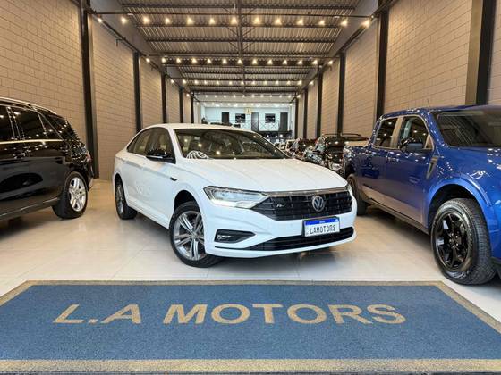 VOLKSWAGEN JETTA 1.4 250 TSI TOTAL FLEX R-LINE TIPTRONIC